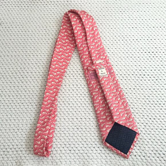 Vineyard Vines Martha's Handpicked Shep Ian Salmon Pink Fish Bones Silk Tie - Picture 7 of 7